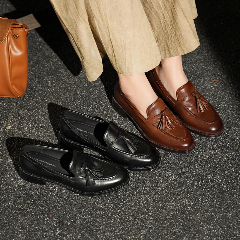 جلد طبيعي ريترو شرابة المرأة المتسكعون موضة كبيرة الحجم المتسكعون أحذية نسائية عادية #1