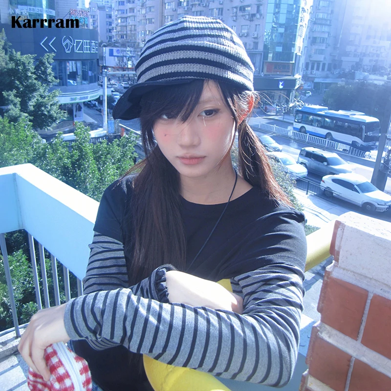 Yellow Winter Clothing - Вязаная футболка Karrram в стиле Y2K