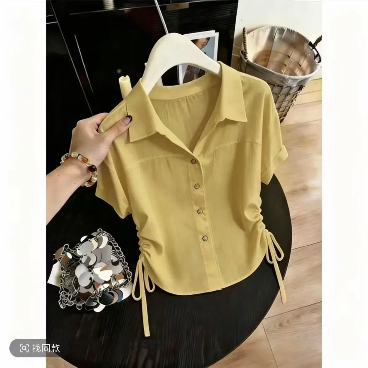Modische Lässige Polokragen-Bluse mit Kordelzug Einfarbiges Oberteil Damenkleidung Neue Sommer-Kurzarm-Bluse Schlichte Vintage-Eleganz – Detail 3