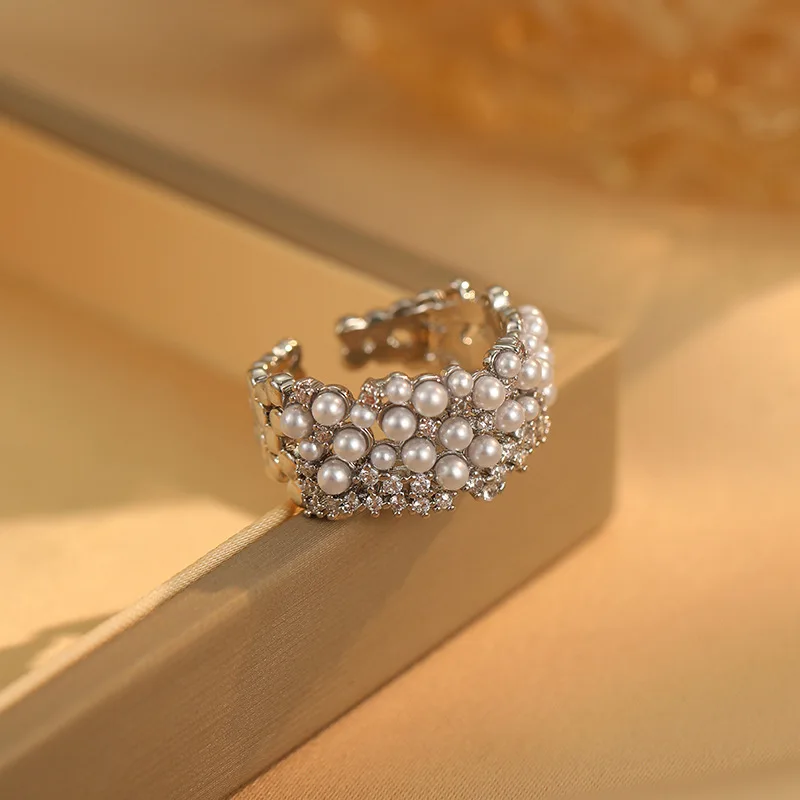 New Fashion Light Luxury Copper Imitation Pearl Irregular Adjustable Ring Women\'s Banquet Jewelry 2024