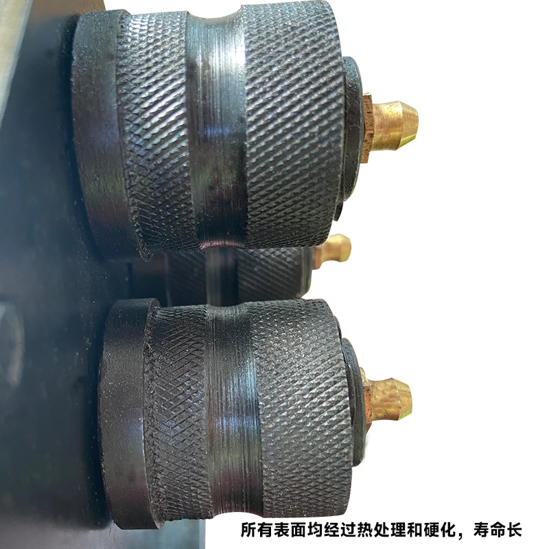 เครื่องรีดแบบสามลูกกลิ้ง เครื่องพันด้ายมือขนาดเล็ก PR-3 โครงสร้างเหล็กทั้งหมด ระบบส่งกำลังด้วยเฟือง แข็งแรงทนทาน