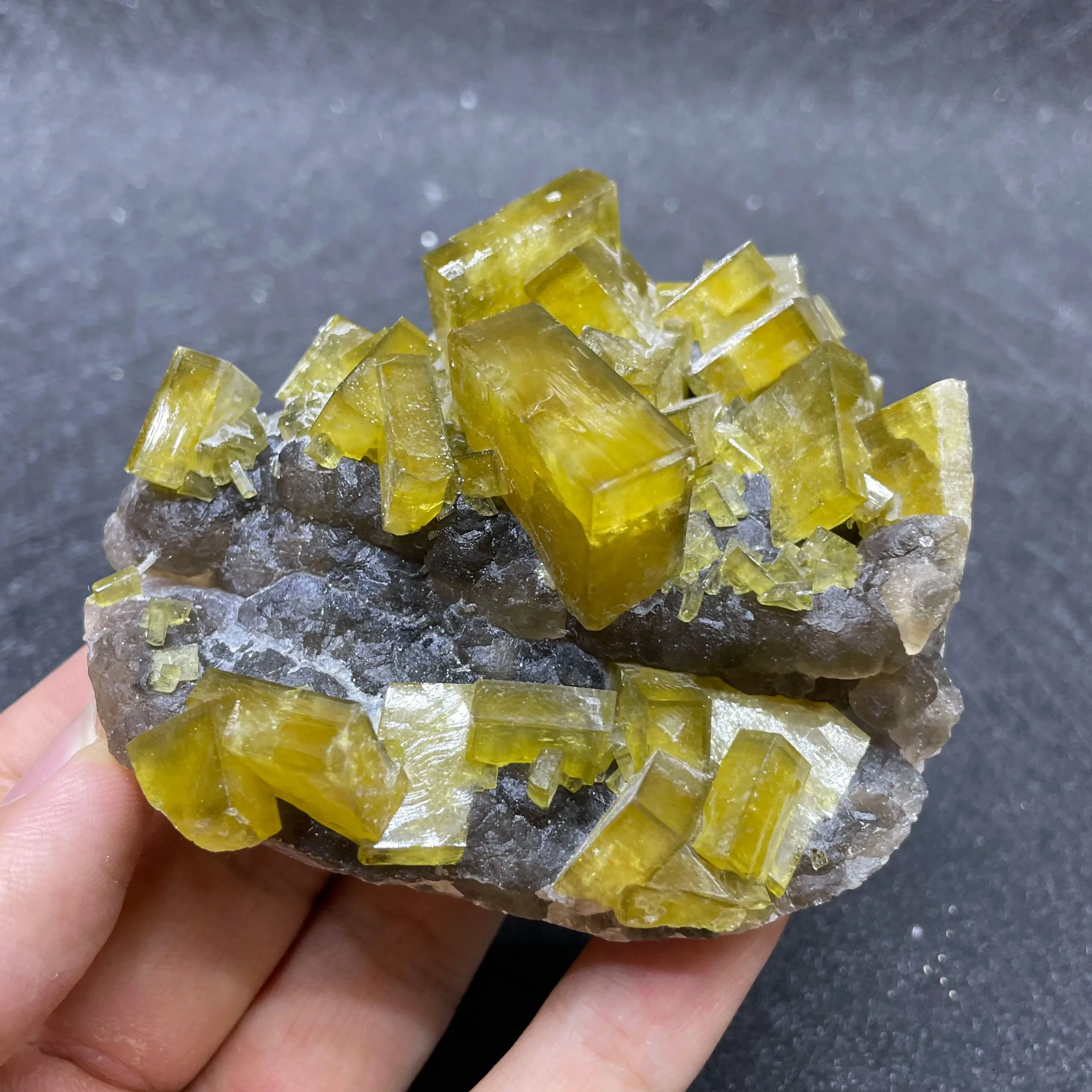 

Natural jiangxi Yellow Barite Raw Mineral Specimen Quartz Rock Healing Stone Home Decor Gift