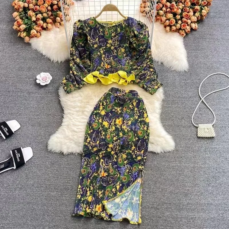 

2024 Summer Flower Print Two Piece Set Women O Neck Puff Long Sleeve Jacquard Short Tops + Elastic Waist Split Pencil Skit Suit