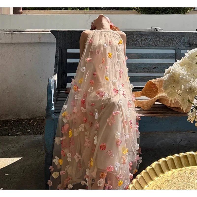 Vestido de mujer primavera 2025 nueva Hada suelta flor tridimensional chaleco de cuello largo vestido sin mangas vestido Tiktok pétalo desplazamientos