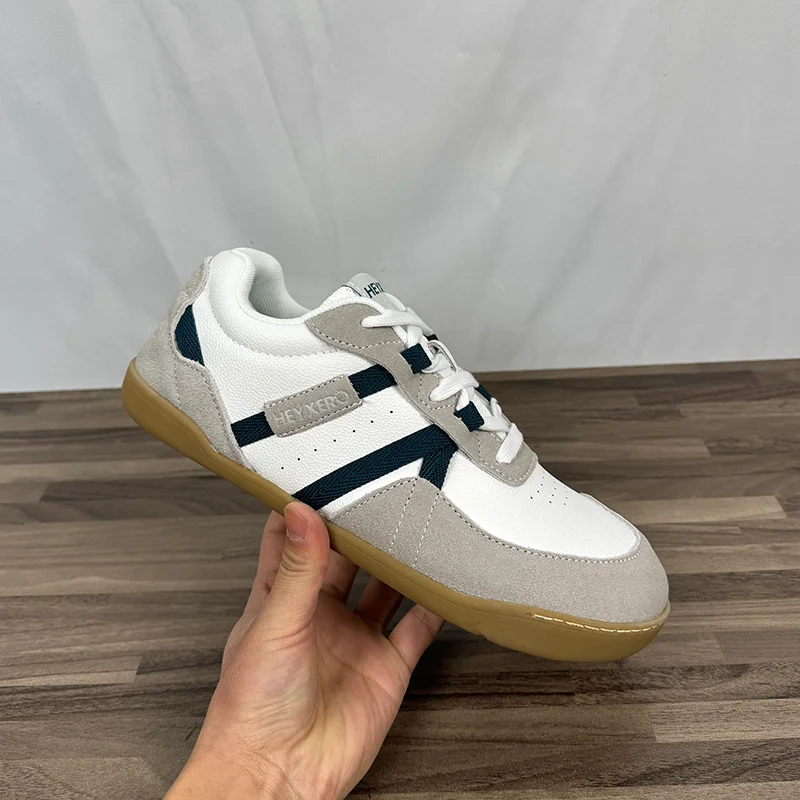 New trend men's women's badminton shoes fashion volleyball sports training shoes professional table tennis sneakers