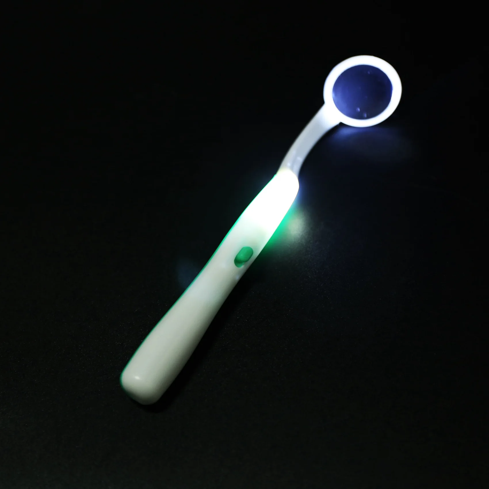 1 Pc Led Light Teeth Oral  Mirror Super Bright Mouth Mirror Illuminated Tooth Care Tool Oral Hygiene Machine