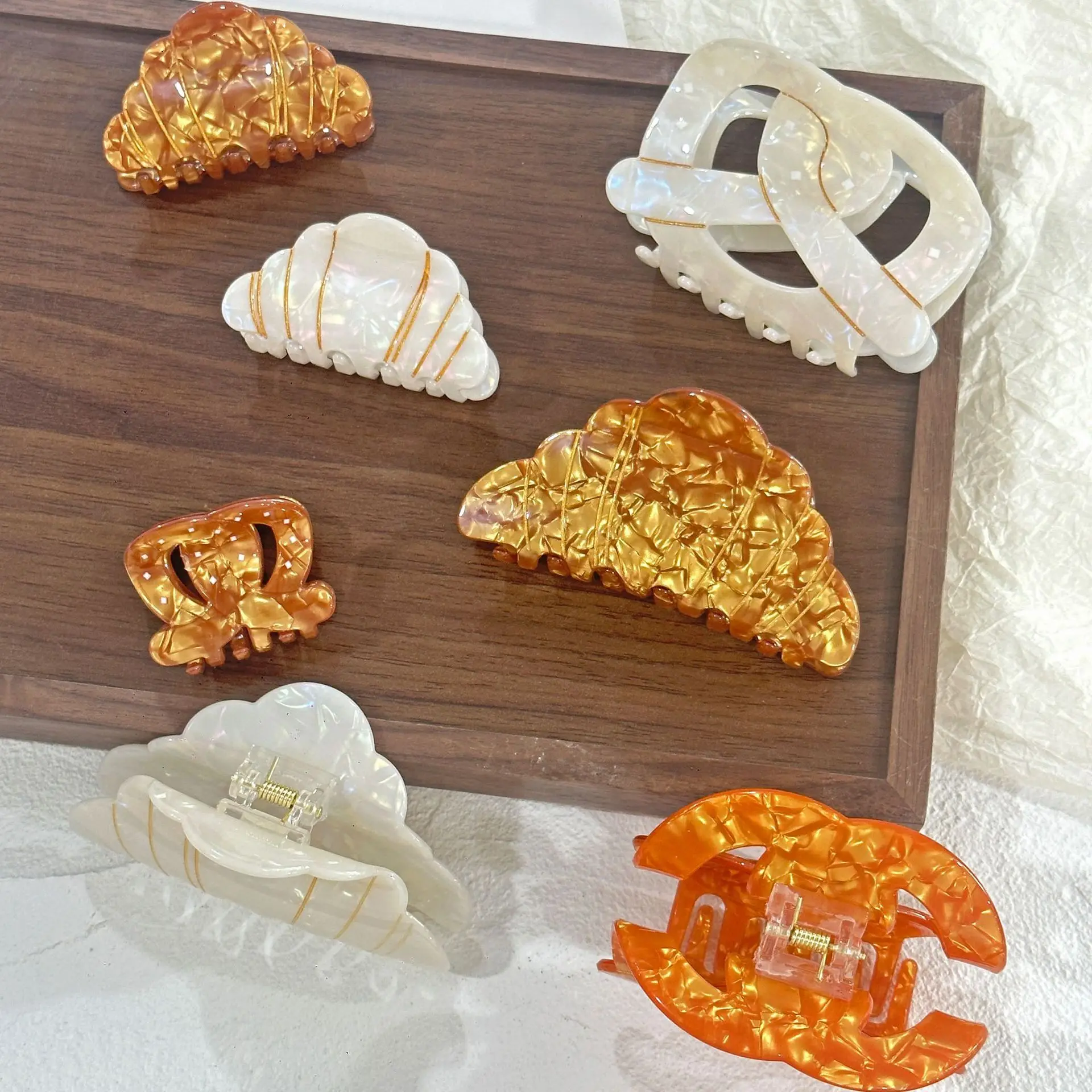 

Creative Delicious Croissant Acrylic Hair Claw Retro Alkali Water Bread Claw Clips Hair Clips for Women Girls Hair Accessories