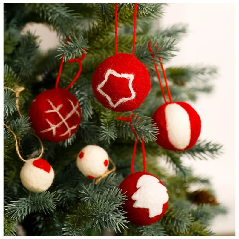 

6Pcs Snowflake Circle Wool Felt Christmas Tree Decoration Christmas Ball Flower Box Bouquet Vine Circle Christmas Pendant 2026