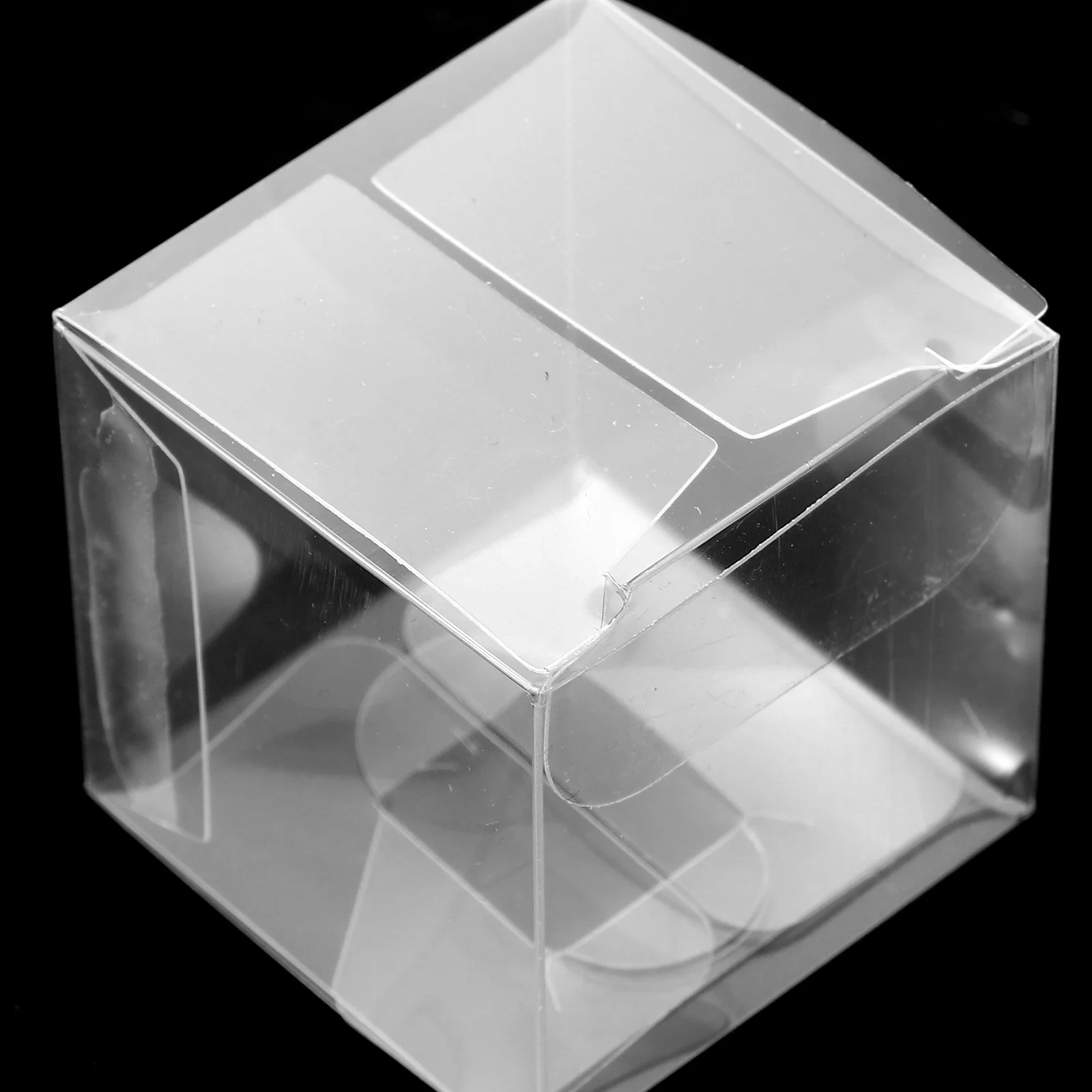 

25pcs Transparent 4x4x4cm Plastic Box Clear PVC Gift Packaging Box for Wedding Party Favors Candy Apple Storage Container