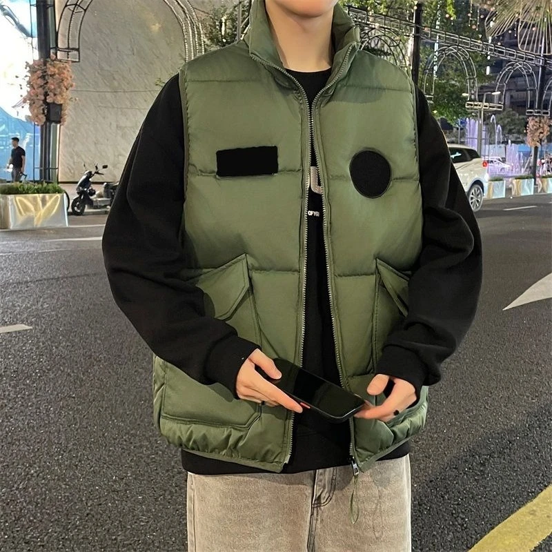 

Men's Autumn Winter Cargo Vest Trendy Streetwear Loose Fitting Warmth Windproof Plus Size Ins Style Vest​