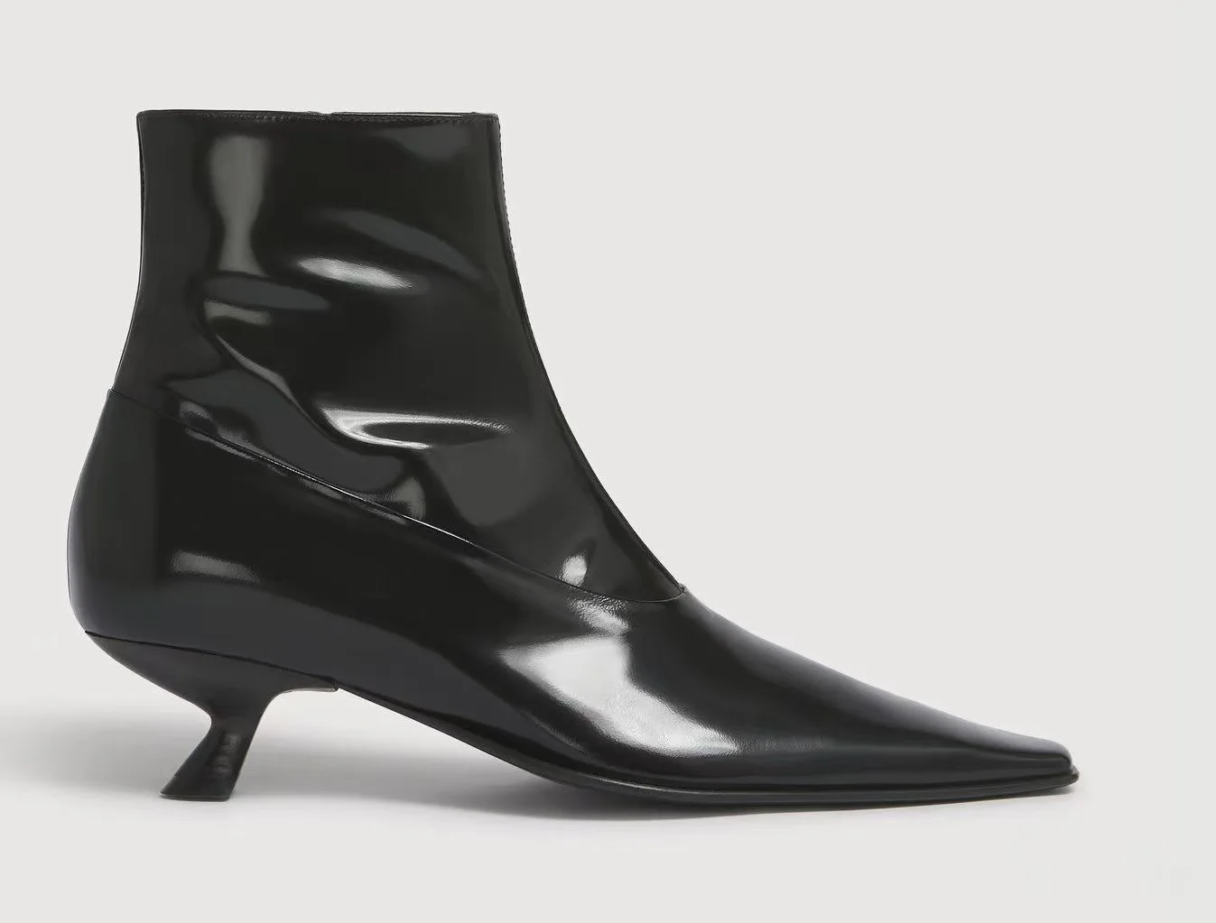 Women's Black low heels pointy toe horse hair ankle boots black leather cow print booties luxury designer causal dress shoes