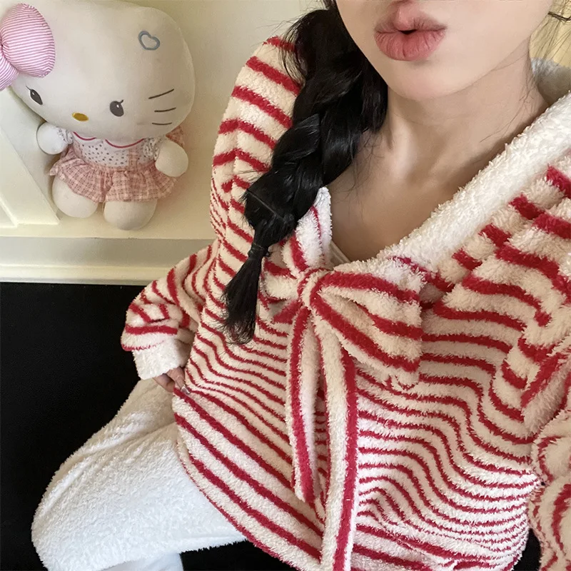 القوس عيد الميلاد Pjs مجموعة المرأة بيجامة مجموعة كبيرة الحجم ملابس المنزل المرأة بيجامة شتوية دافئة ملابس المنزل العصرية ، منامة