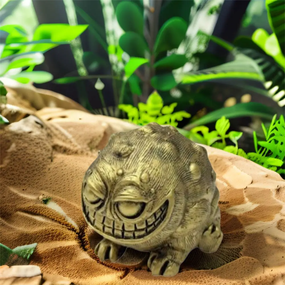 

Funny Small Toad Figurine Resin Crafts Realistic African Rain Frog Statue Handmade Animal Sculpture Home Office Garden Decor