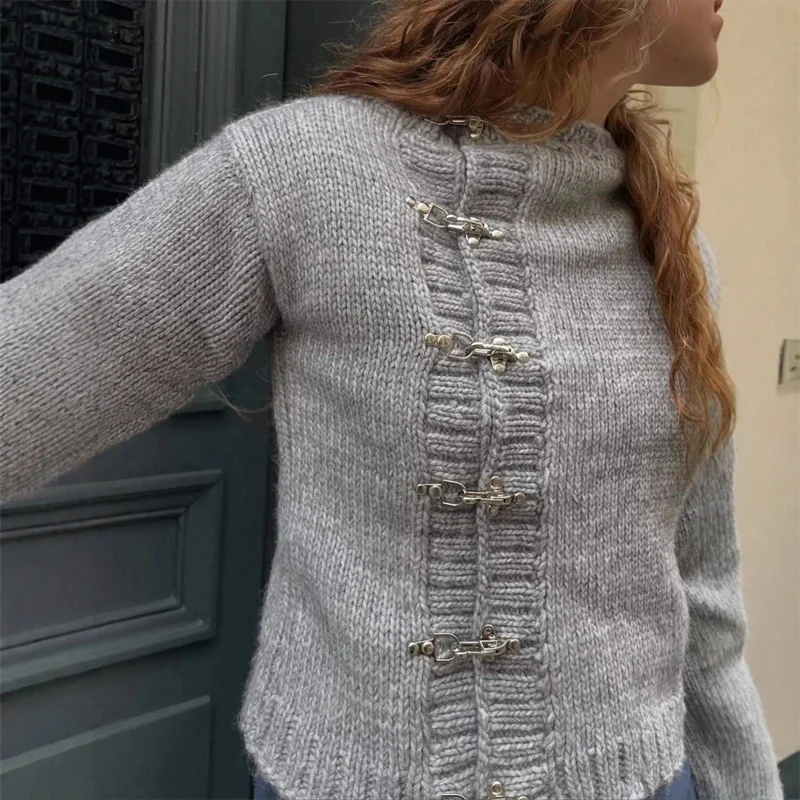 

Вязаный кардиган ручной работы на пуговицах, теплый, повседневный, приталенный, для женщин, осень-зима, для многослойных образов, уютный, для офиса, путешествий, элегантный, праздничный подарок