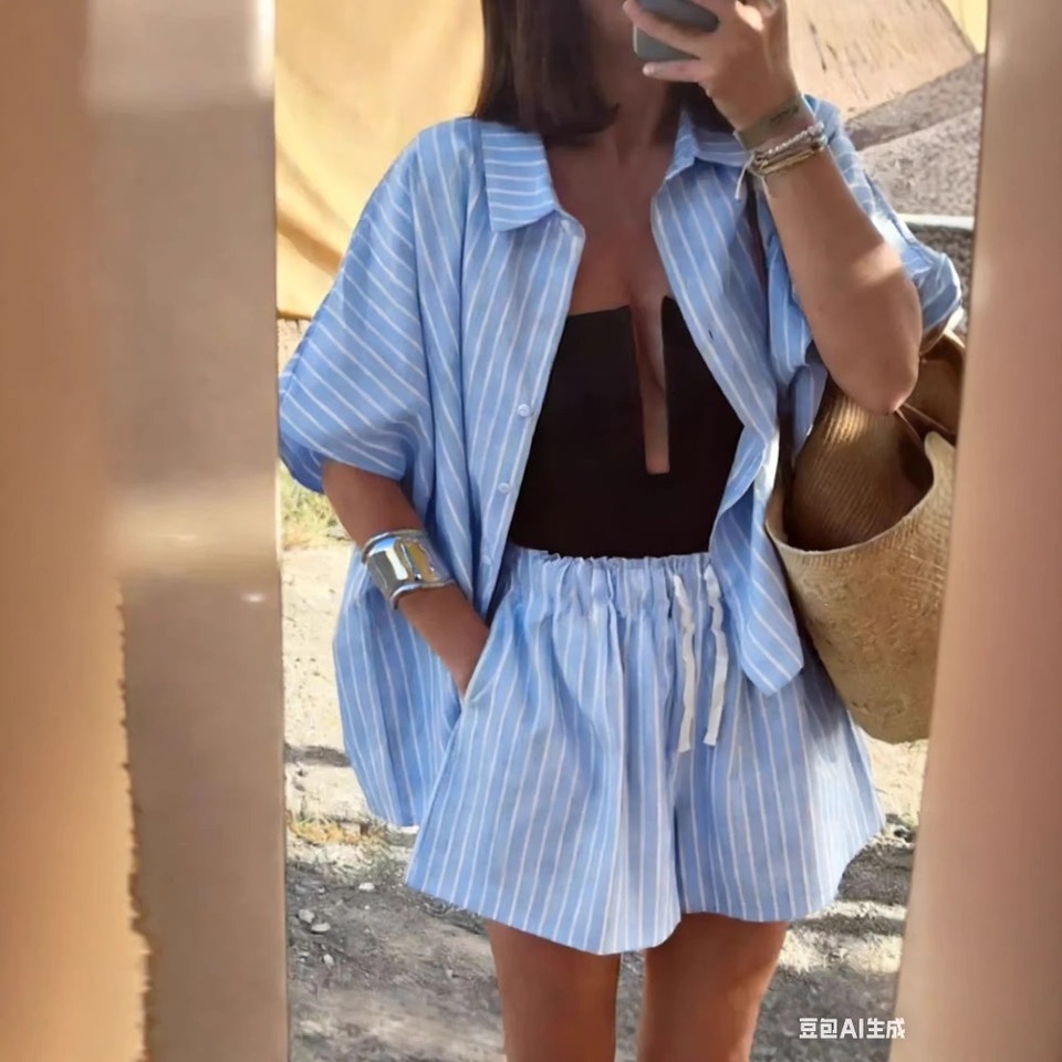  2026 New Women's Summer Striped Shirt Pocket Shorts Two-piece Set Fashionable Loose Casual Sets 