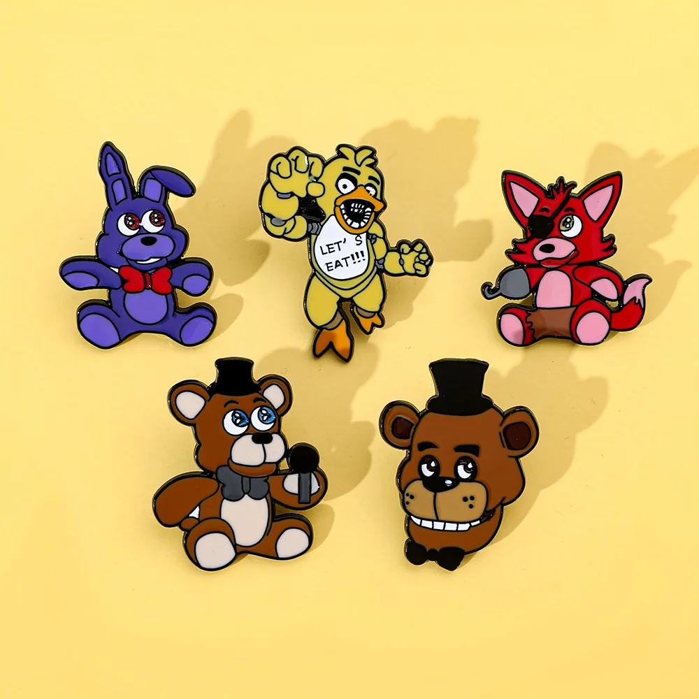 1 Set spilla Cartoon Animal Creative Bear smalto Pin alla moda FNAF Metal Badge gioielli zaino accessori per abbigliamento regalo