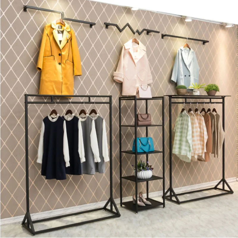 Benutzer definierte, schwarze Boutique Möbel Eisen Kleidung Display Stand Bekleidungs geschäft Leuchte Innen architektur