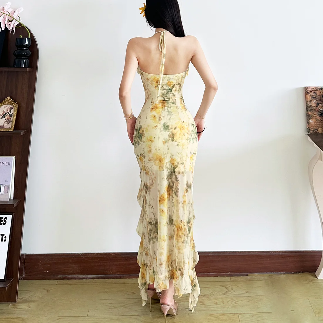 Robe d'été à fleurs sans manches pour femmes, nouvelle mode, fente irrégulière, col suspendu, lacets