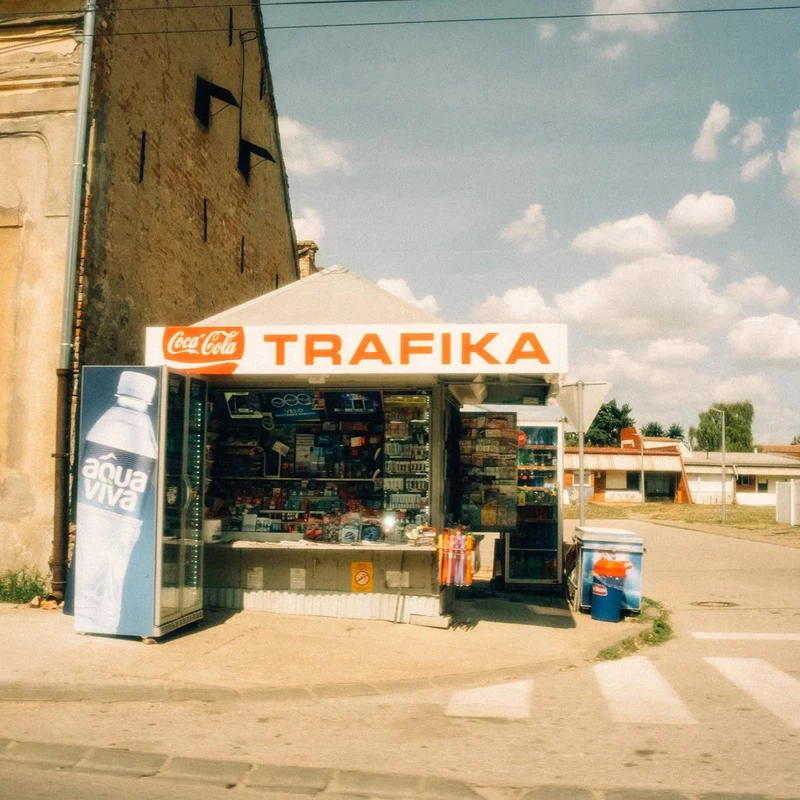 المشي الرجعية لينة نشر تصفية خمر برو ميست الدافئة عدسة تصفية فيلم الكاميرا للمناظر الطبيعية العمارة صورة