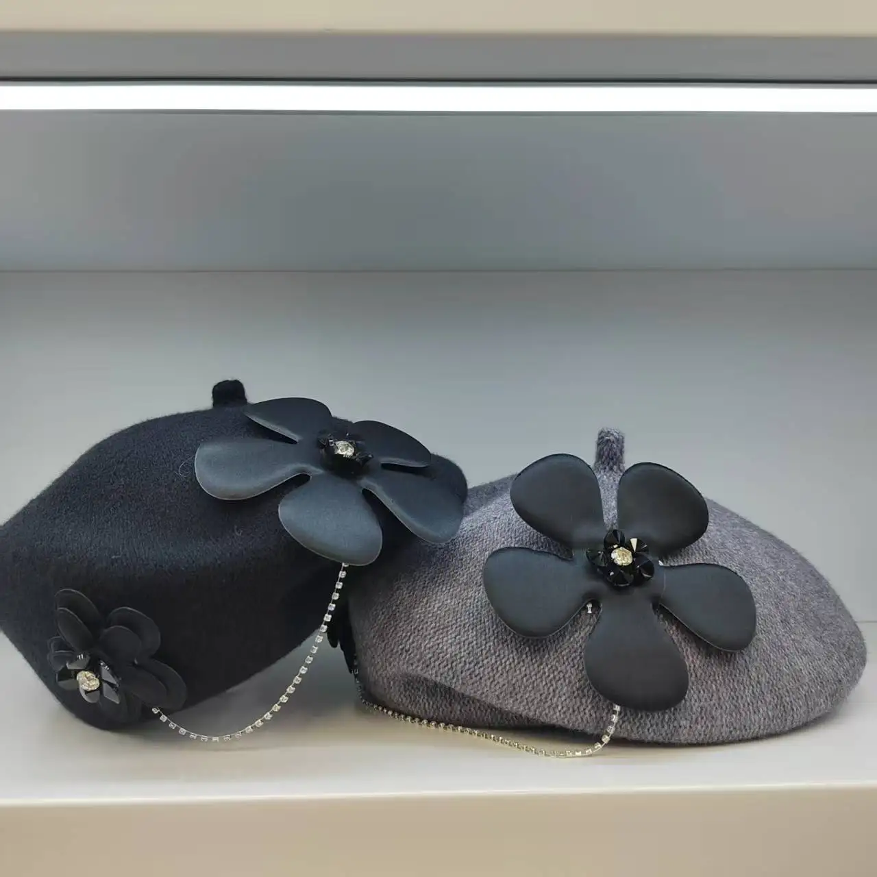 MAXSITI U مزاجه الحجاب قبعات البيريه للنساء الدافئة الحياكة الشتاء قبعة 2025 جديد ريترو موضة الرسام قبعة قبعات للسيدات #2