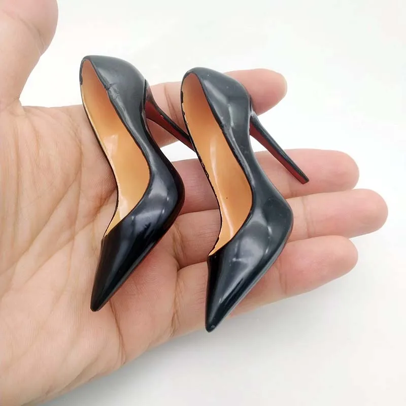 Scarpe con tacco alto in scala 1/4 scarpe solide femminili vuote nere modello Action Figure Toy