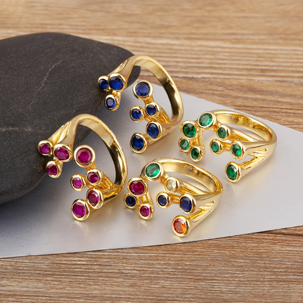 AIBEF 4-Farben-Intarsien Bunte Zirkon Offene Ringe Einstellbar Für Weiblich Männlich Unregelmäßiges Design Kristall Finger Schmuck Geschenk