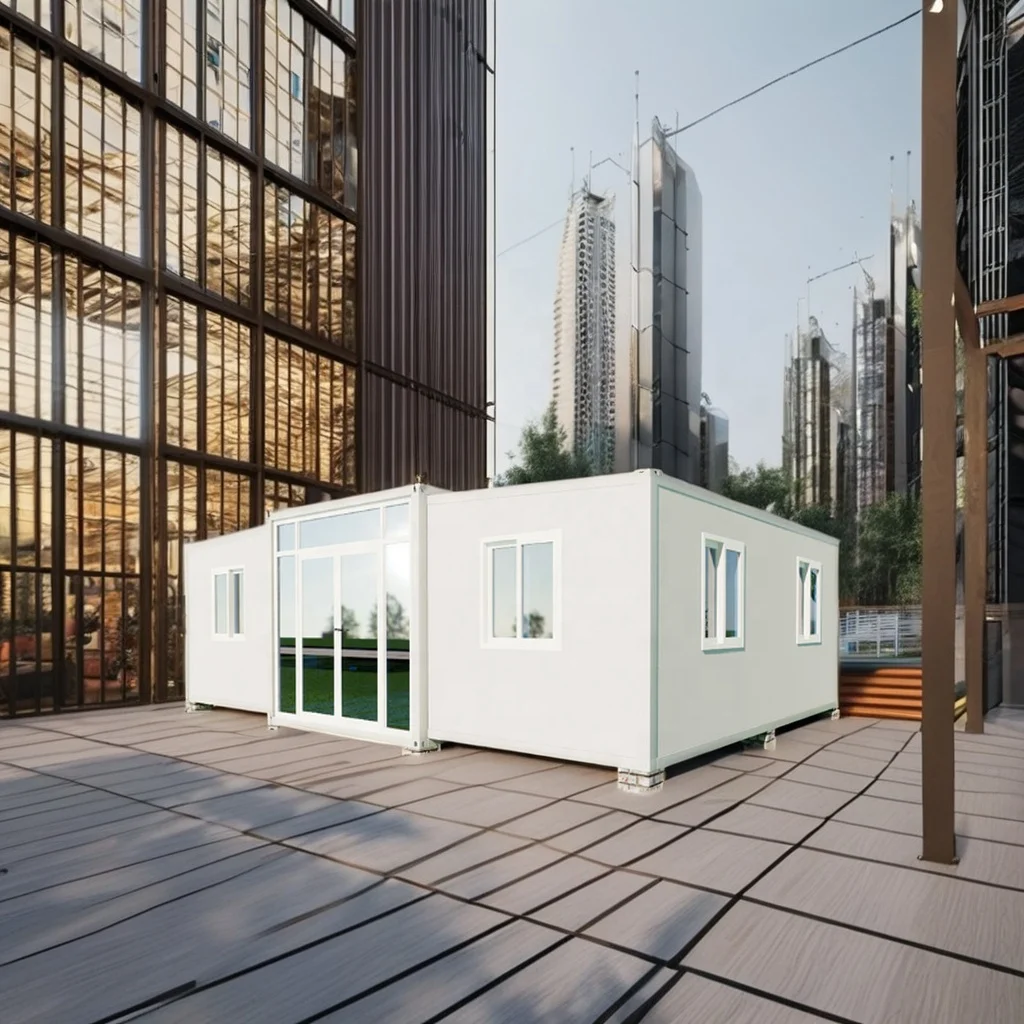 Ready-Made 3 Bedroom Prefabricated Steel Container House 40ft Expandable House With 1 Bathroom For Home Living Or Cabin Use