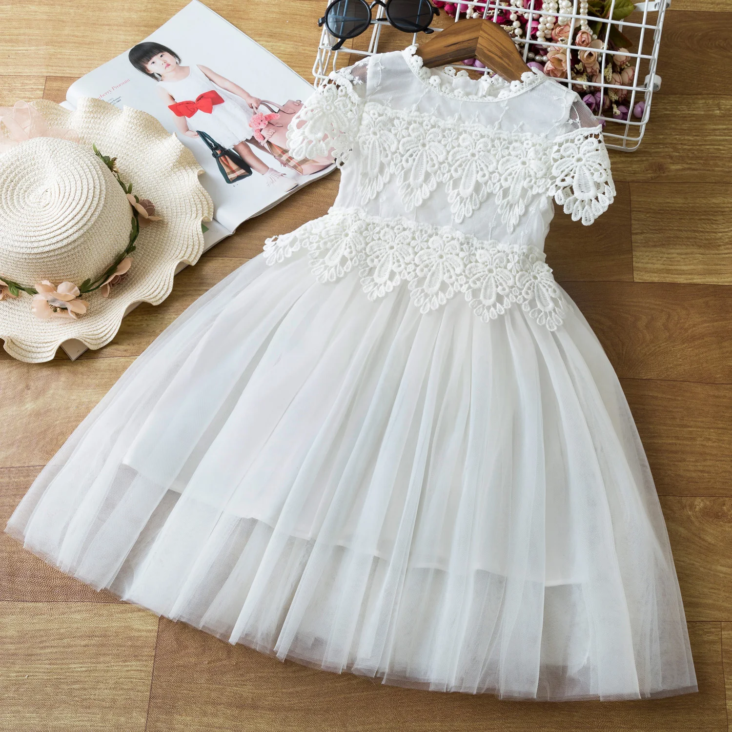 Elegant Lace Flower Girl Wedding Dress Kids White 1st Communion Tulle Clothes Baby Girl Birthday Evening Party Princess Clothes