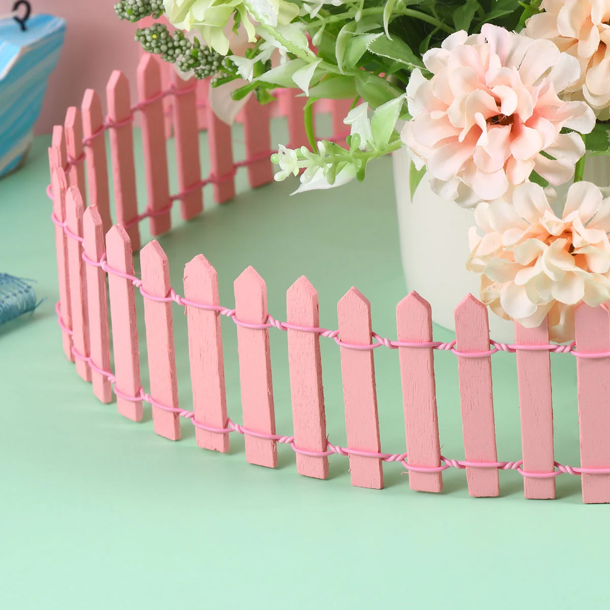 

2 Pcs Dollhouse Miniature Fence Micro Landscape Extended Section Picket Decoration