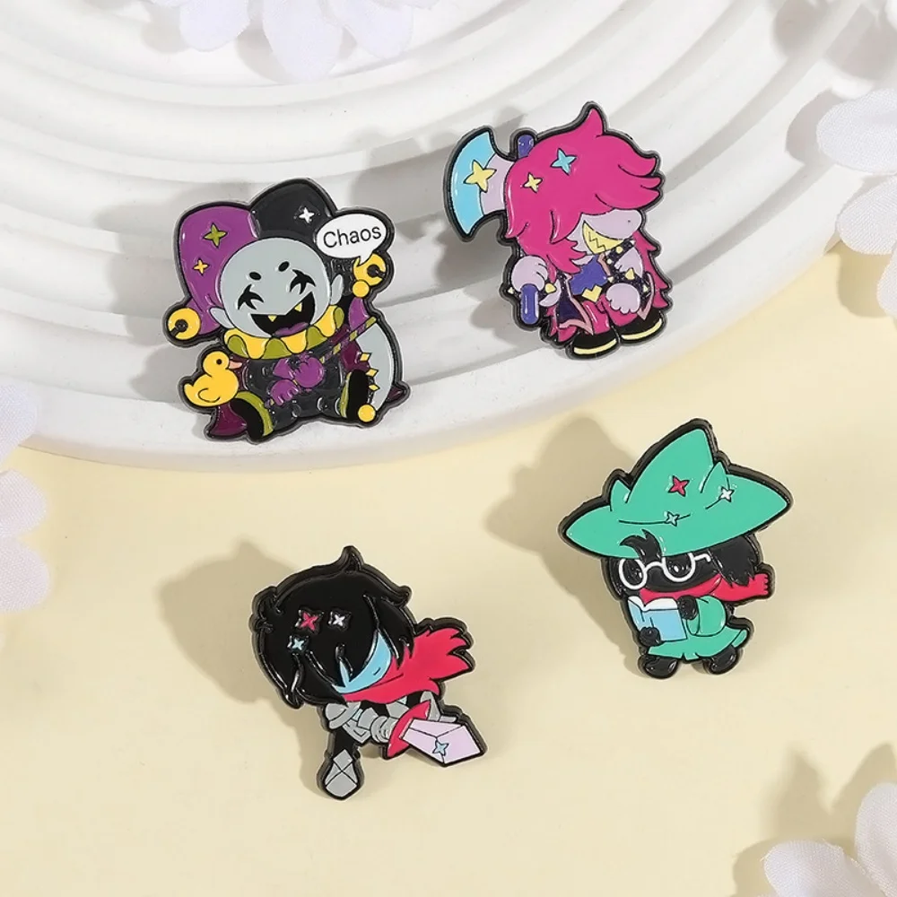 เข็มกลัดโลหะลายการ์ตูน Deltarune Chaos Kris Ralsei Susie สำหรับคอสเพลย์ ตกแต่งกระเป๋าเป้สะพายหลัง ใช้ได้ทั้งชายและหญิง
