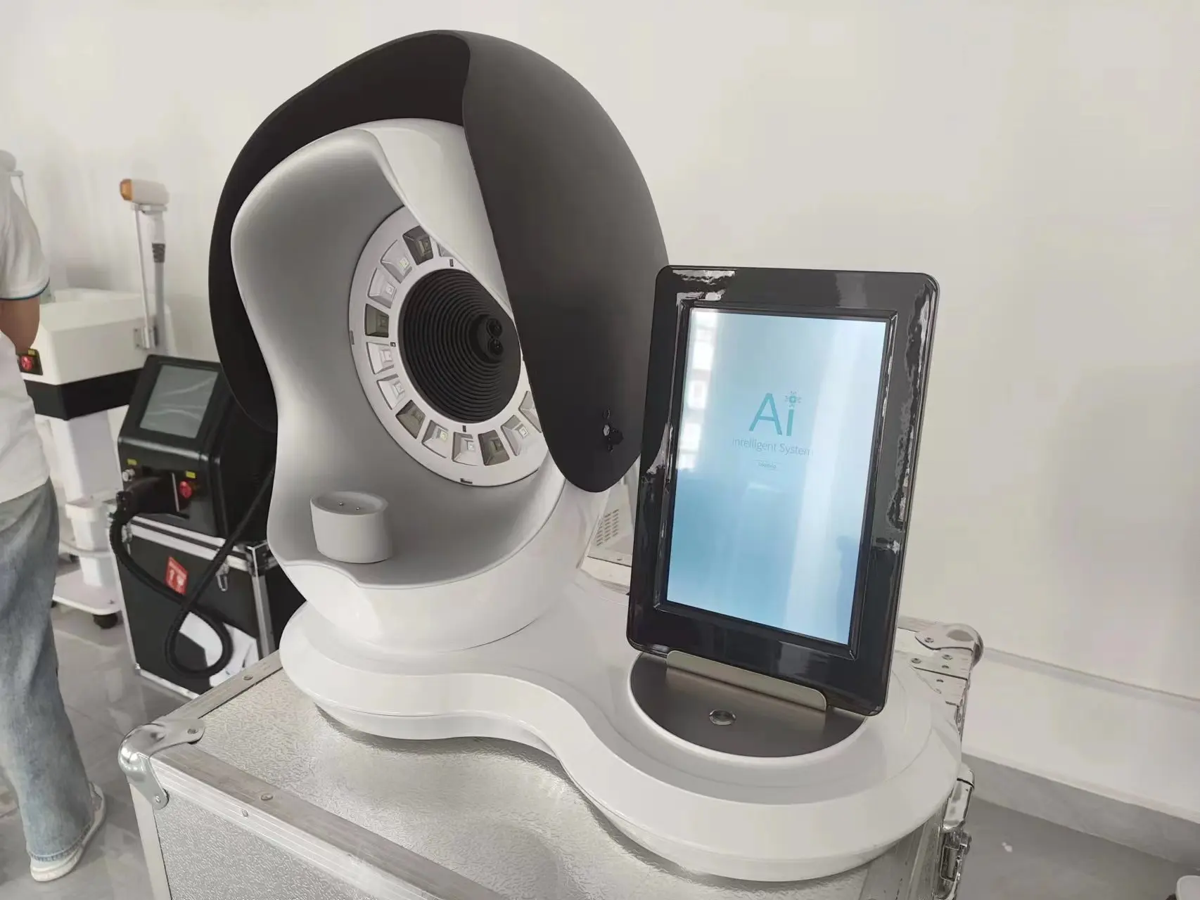 New 3D Facial Skin Analyzer Machine Skin Analyzer Facial Machine 8 Light Spectrum Skin Analysis Scanner