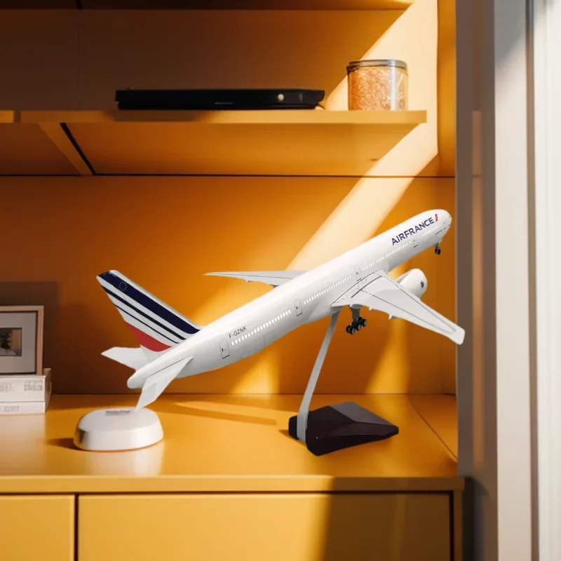 

1/157 Scale Airplane Kids Toys B777 Air France Airlines Model Plane W Light and Wheel Landing Gear Resin Miniature Plane