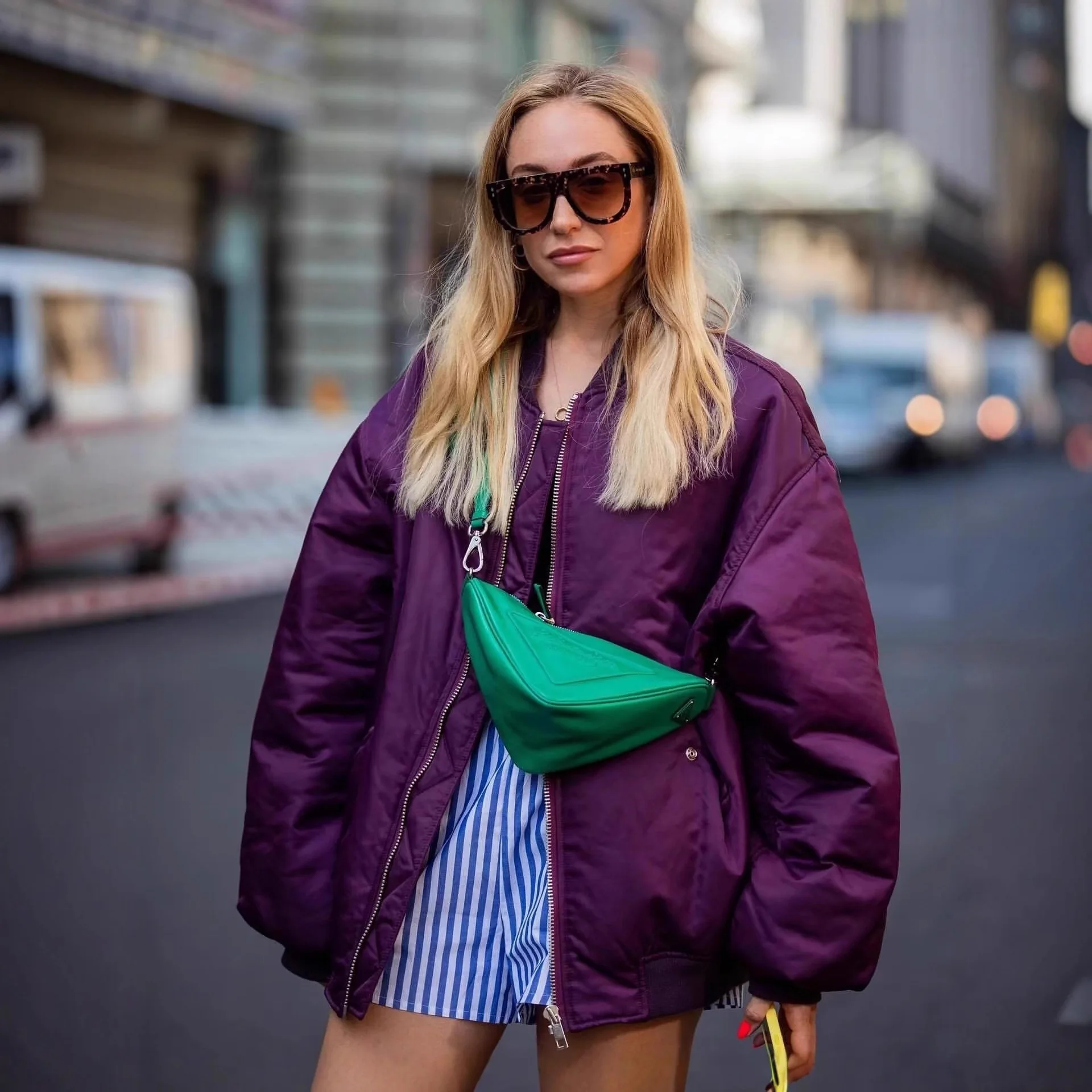 

Fashion Polyester Filling Long Sleeve Slim Fit round Neck Unisex Cotton Jacket Flight Style Autumn Winter New Arrival Street