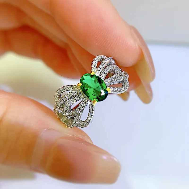 

Jewelry 2023 New Bow Ring 925 Silver Girl Emerald 5 * 7 Design Sense European and American Fashion Style