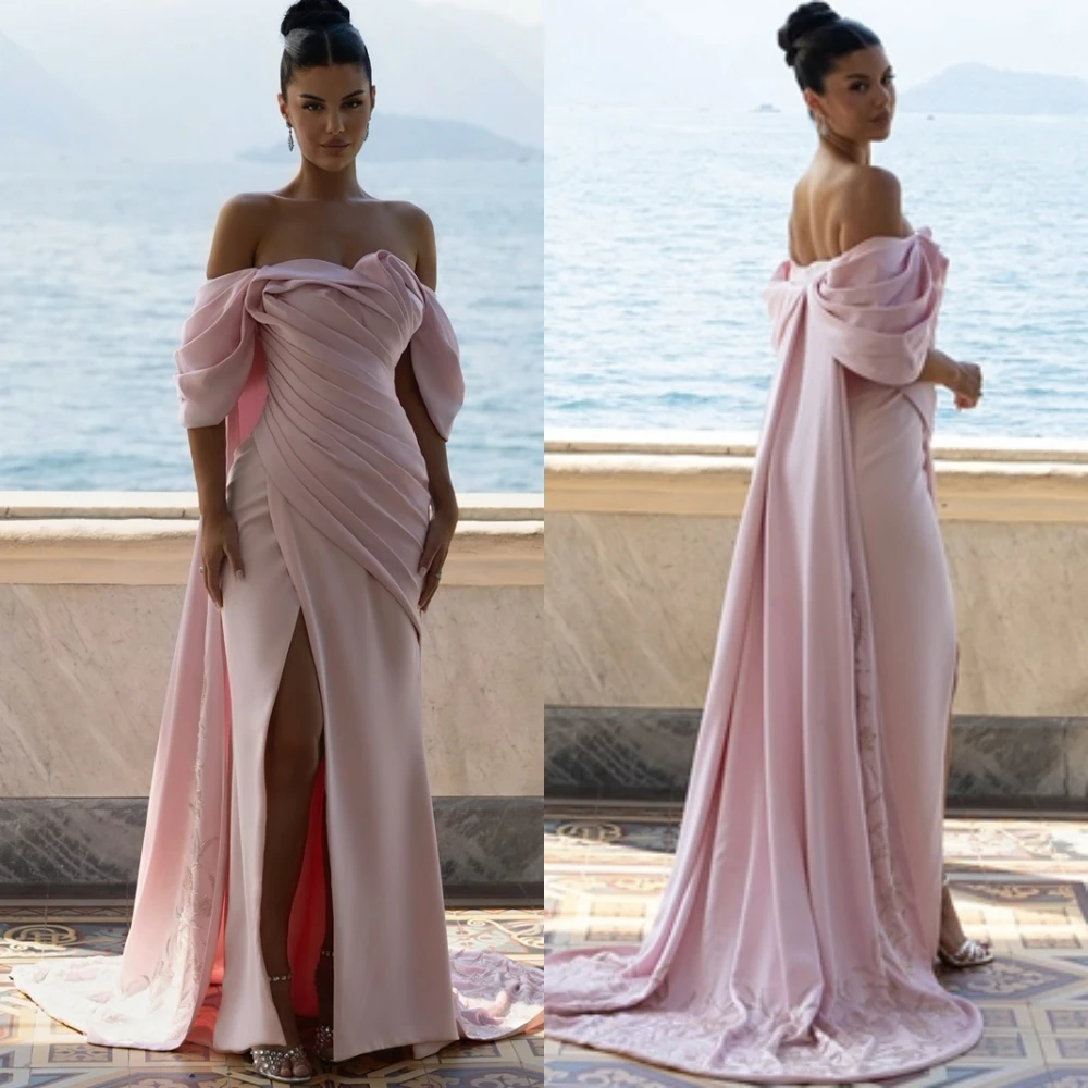 

Customized Luxury Court Train Evening Dress Exquisite Boat Neck Satin Prom Dresses Modern Front Slit Special Occasion Gowns