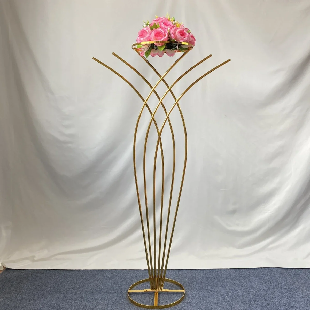 10 stks) glanzend goud/zilver/wit Metalen Bloem Stands Bruiloft Decoratie Europese Road Lead Bruiloft Bloemstuk Stands 705