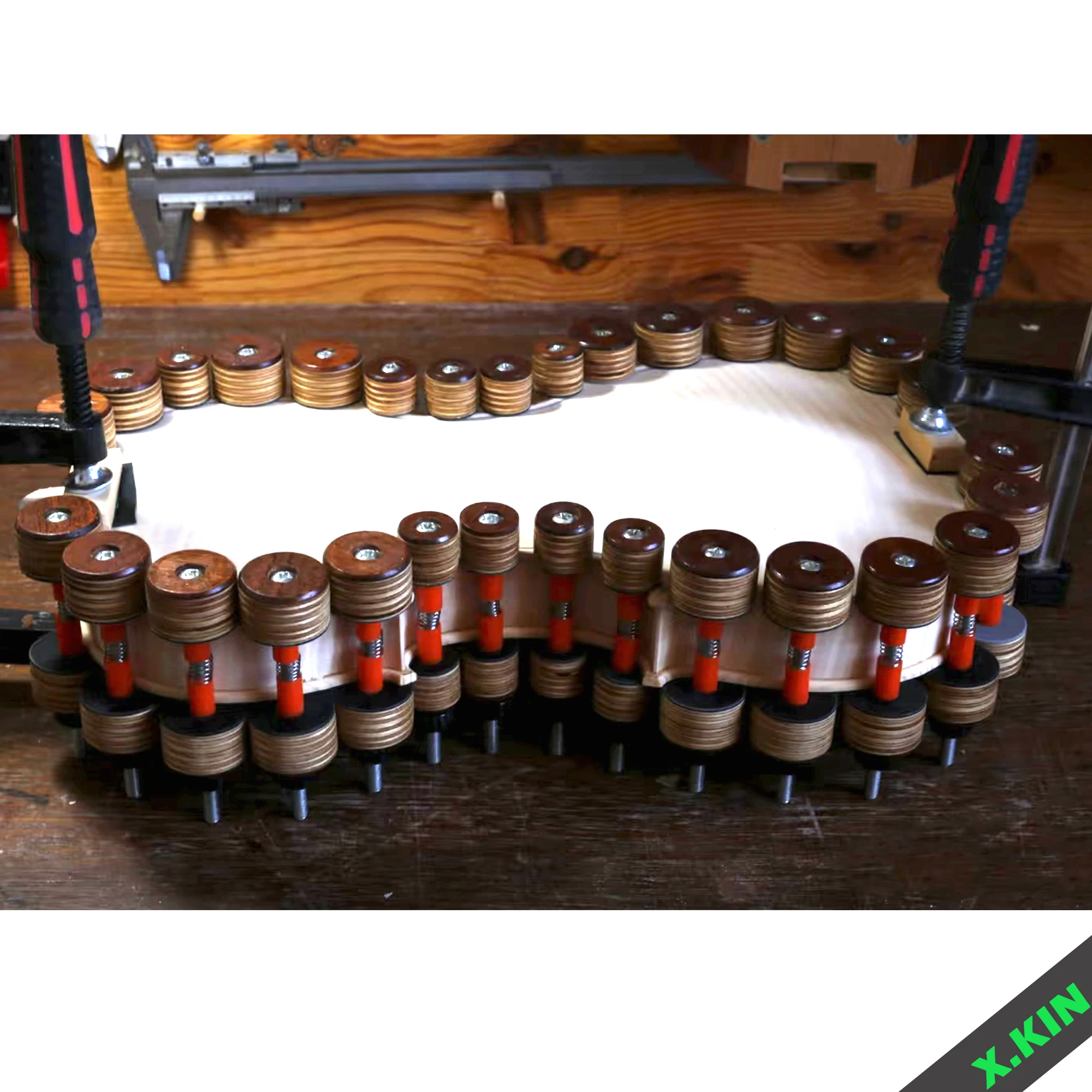 Violin Making and Repair Tools, Violin Clamps, 32 Pieces/Set, Violin Fixing Wood Clamps, Violin Bonding and Crack Repair Kit, Damaged Bonding Clamps, Repair Tool Parts