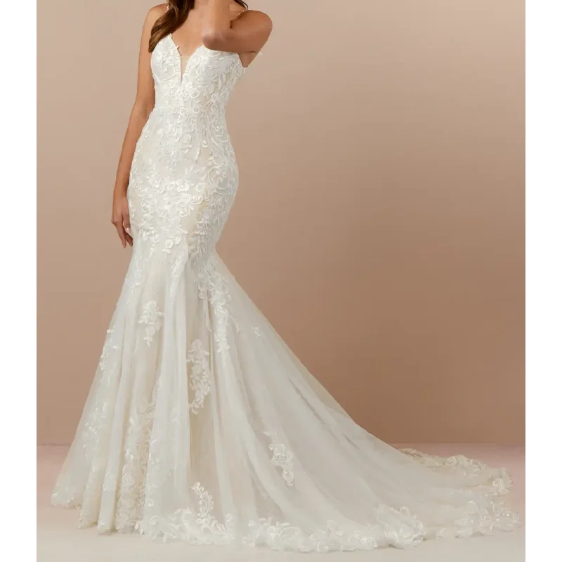 Sequins White Mermaid Wedding Dresses for Bride with V Neck Sleeveless Train Type Gowns