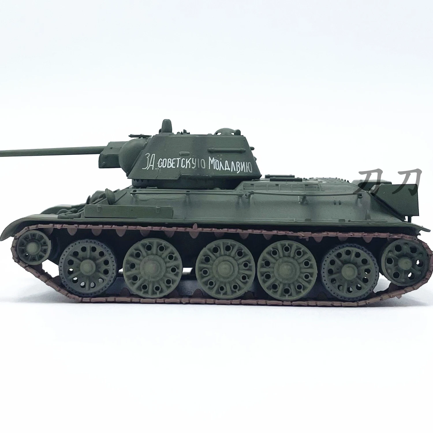 

1: 72 T34-76 Tank 1943 Simulation Finished Model Small Hand Adhesive Free Color Separation Decoration 36267