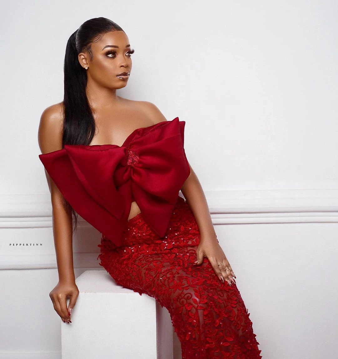 2025年 ストラップレス レース リボン ブラック ガールズ ナイジェリア ローブ・ド・ソワレ イブニングドレス ガウン チャーム バーガンディ アフリカン マーメイド プロムドレス