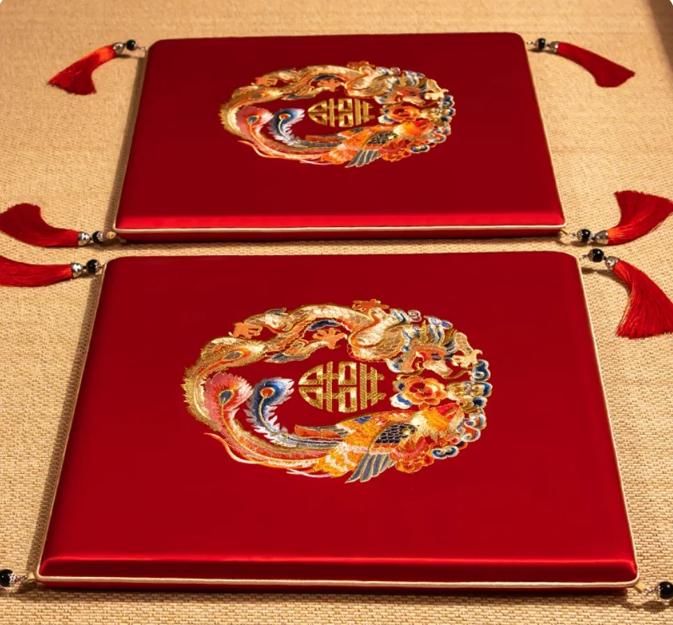 2Pcs Chinese Wedding Kneeling Pads 3cm High Elastic Sponge Red Embroidery Tassel Cushion Bride Groom Tea Ceremony Wedding Decor