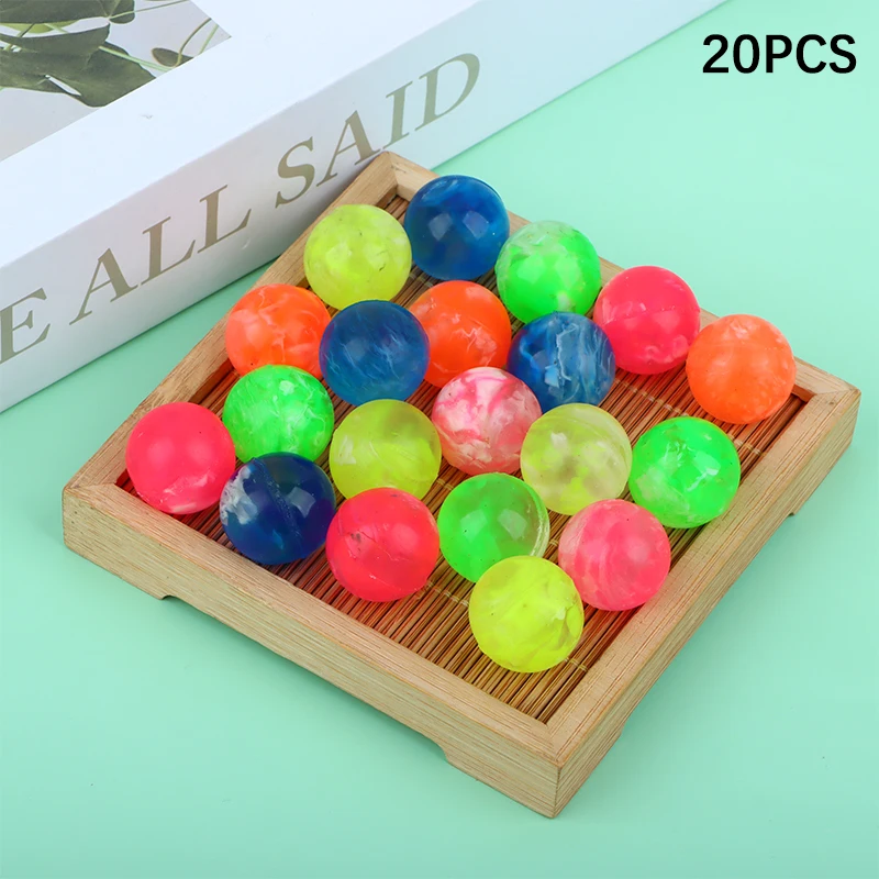 20 pçs cor misturada de borracha 20mm bolas saltitantes engraçado bolas de salto mini bolas saltando para crianças esportes ao ar livre jogos bolas de brinquedo