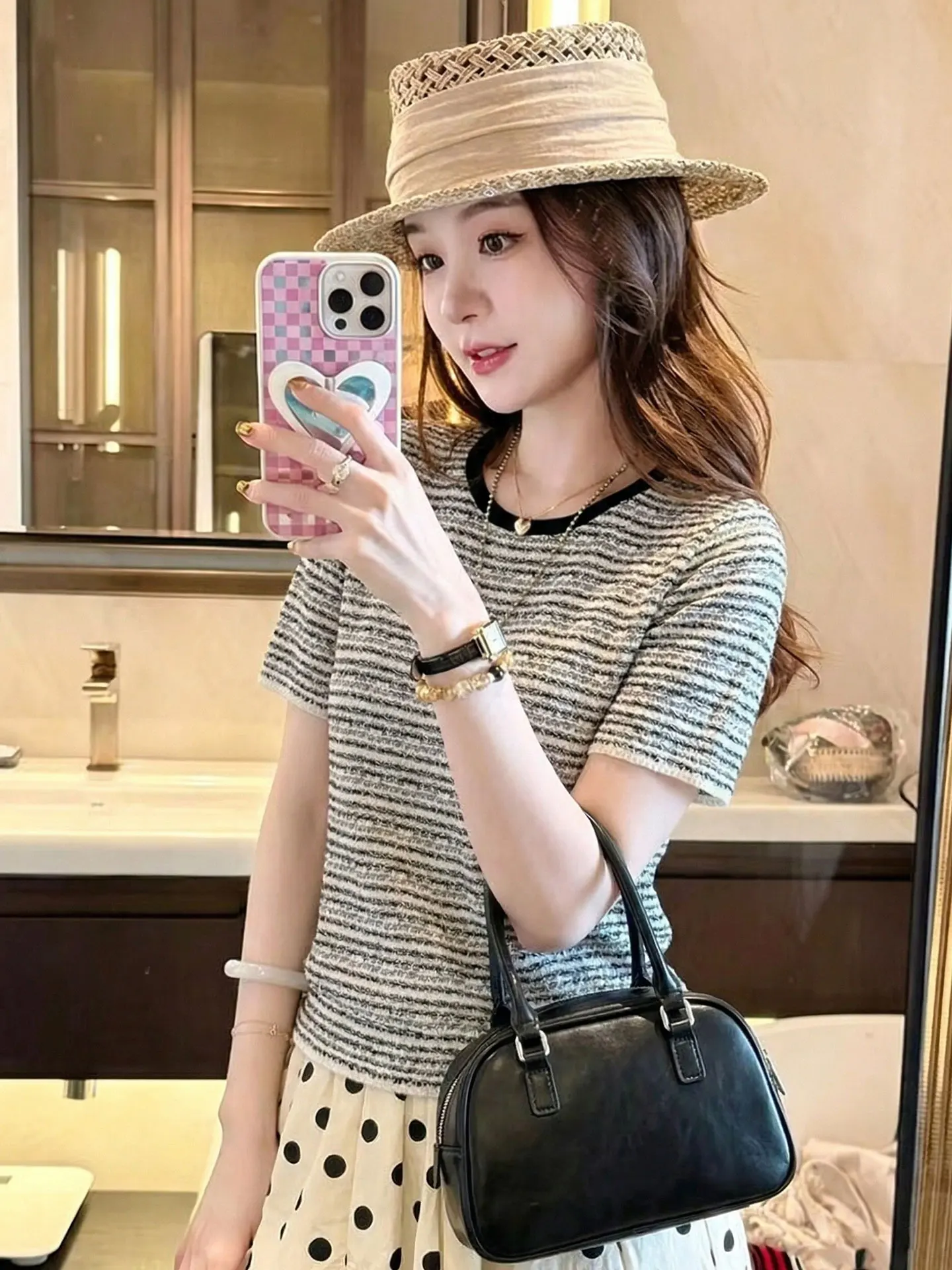 

Fashionable Striped Short Sleeve T-Shirt round Neck Design Sensation Color Block Summer Style Korean Version Straight Cut Top