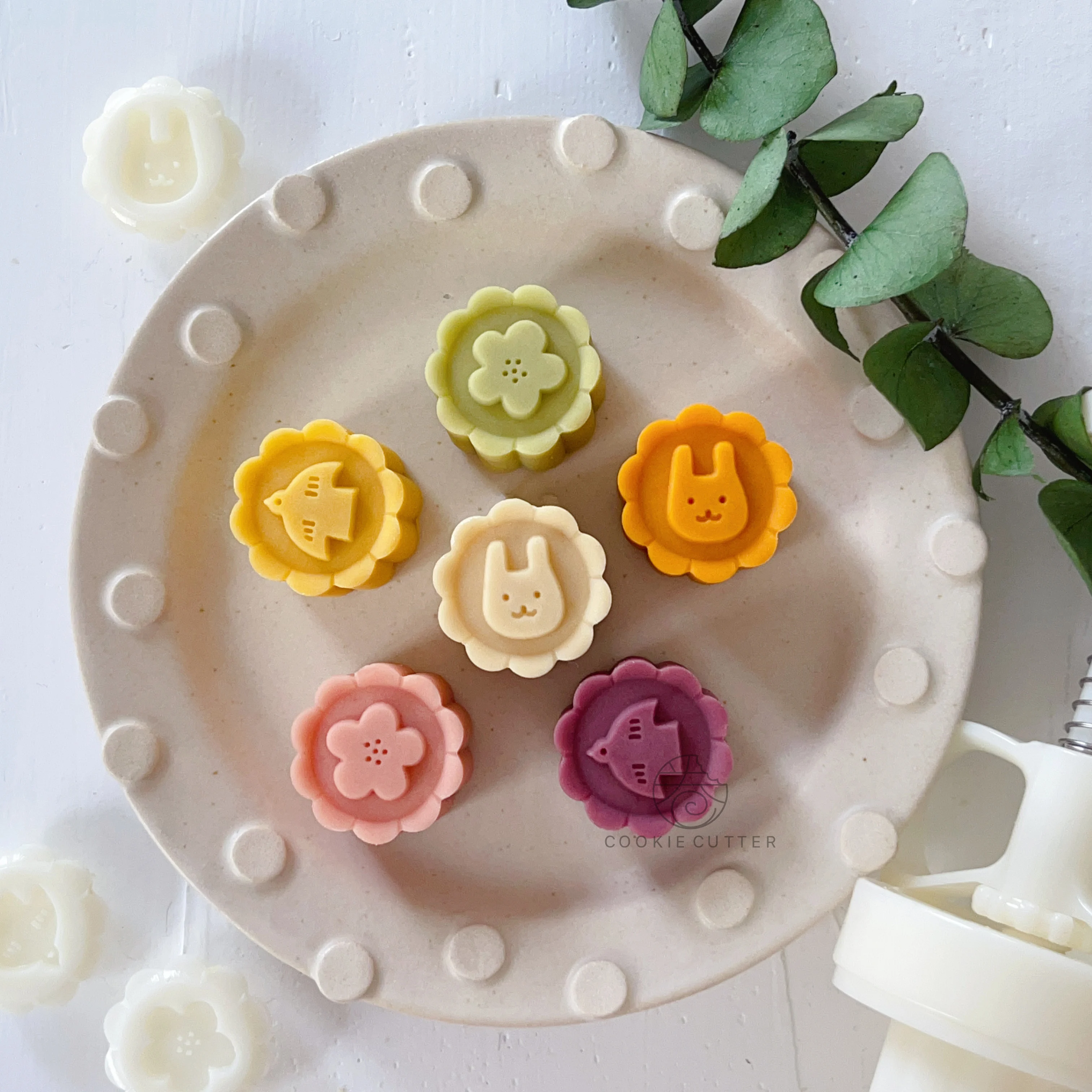 3Pcs/Set 15g-20g Mooncake Press Moulds Garden Flower Bird Rabbit Pattern Novel Cookie Stamp Bean Cake Paste Baking Equipment