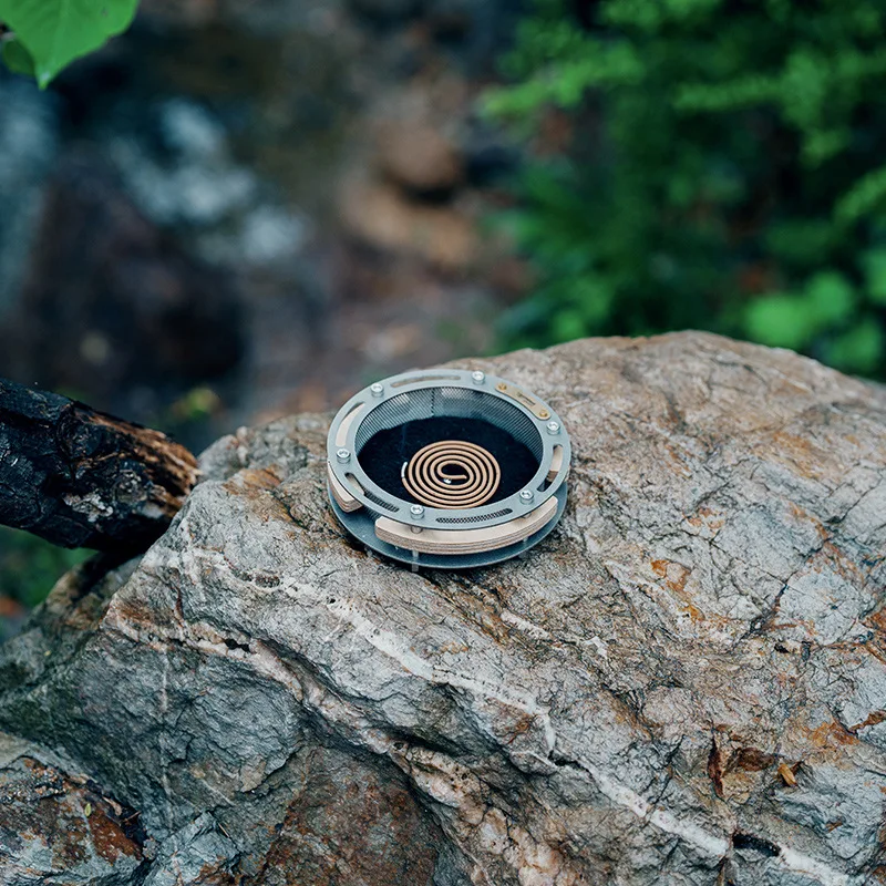 Retro mosquito coil tray tray stainless steel creative outdoor mosquito coil box household hanging mosquito coil rack fireproof