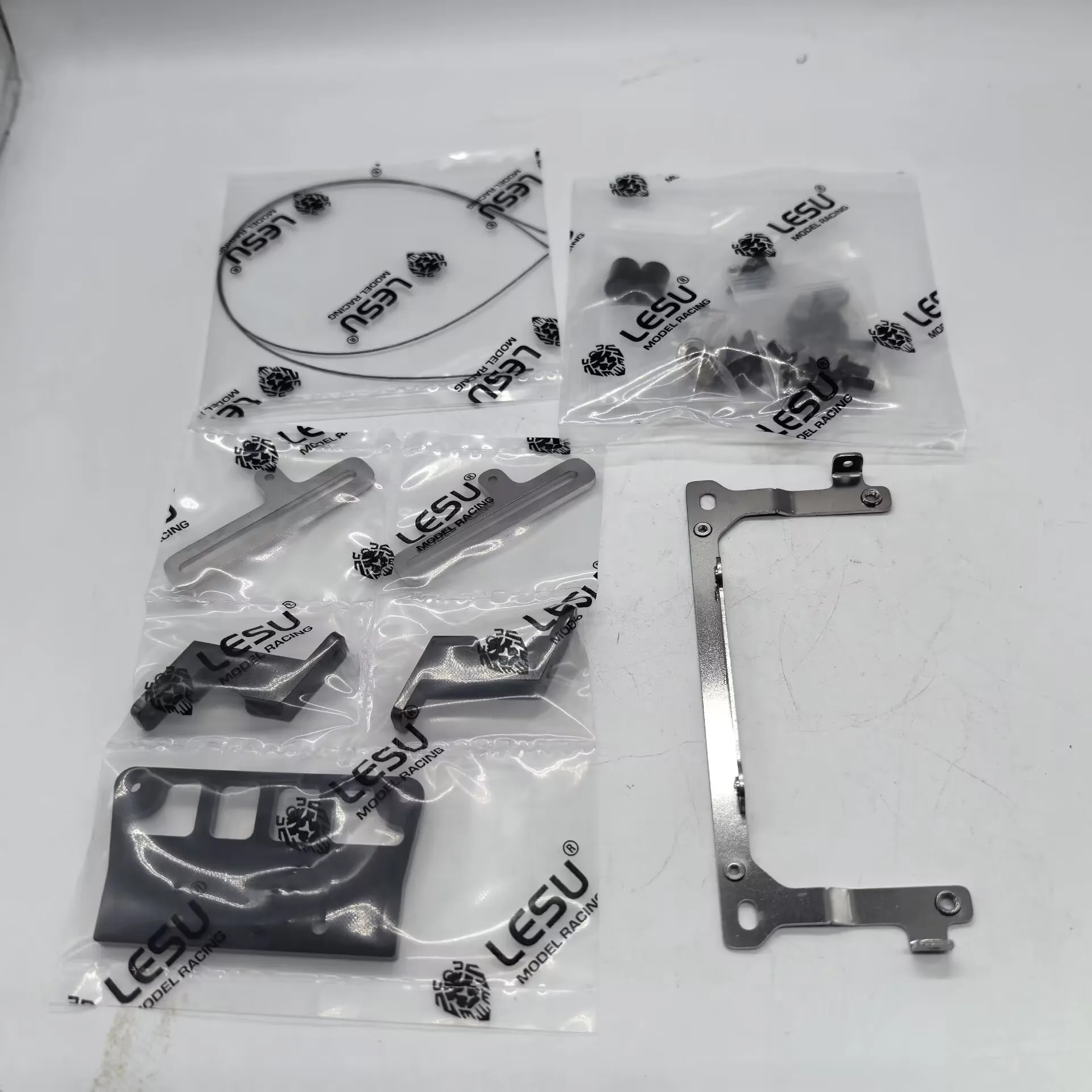 1 Set 770S Kabinen-Loseblatt-Halterung G-6271 Metall-Upgrade für 1/14 Tamiya RC LESU Ferngesteuerter Anhänger LKW Kipper Spielzeugteile DIY – Detail 2