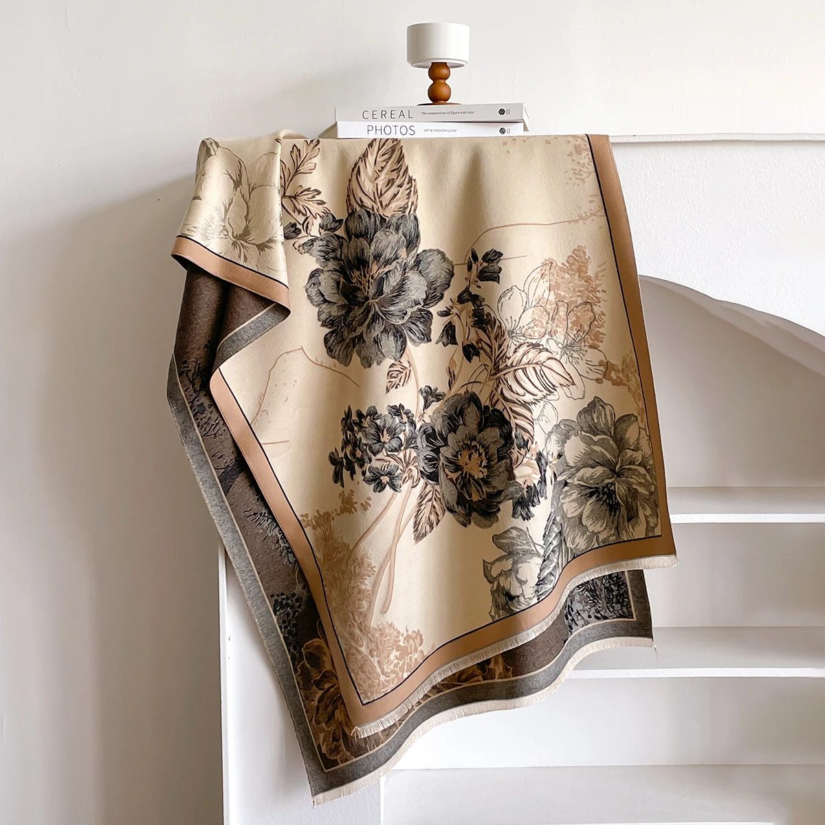 Brand Fashion Winter-Kaschmirschal für Damen – Pashmina-Schal mit Blumenmuster und Quasten, dicker, warmer Wickel- und Poncho – Detail 2