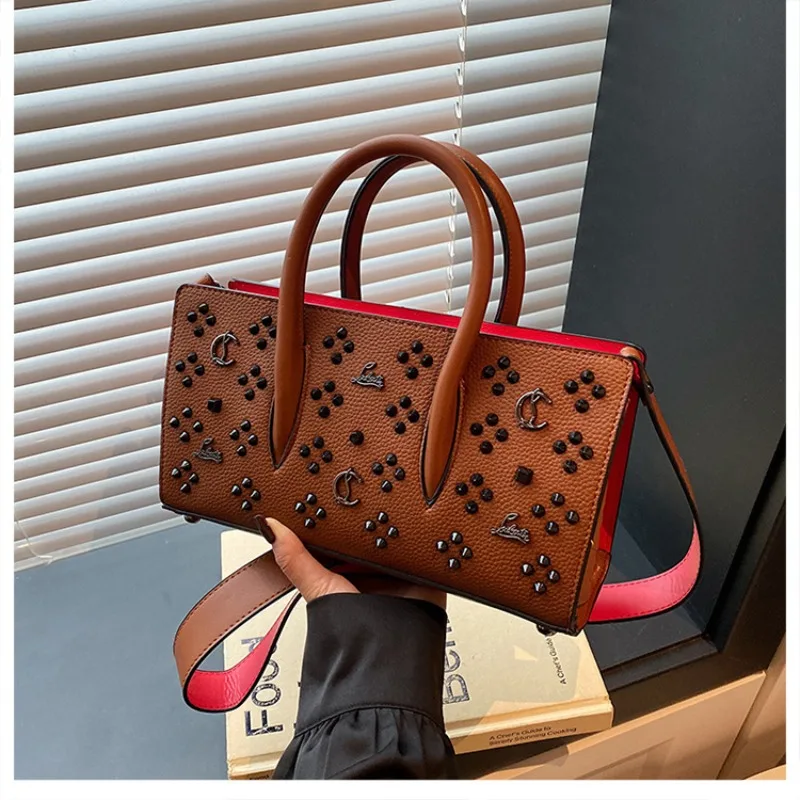 2025 Retro High-quality Hollowed-out Tote Bag Handbag, Large-capacity Single-shoulder Underarm Crossbody Women's Bag