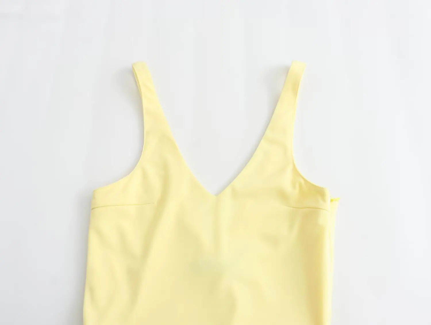 2025 novas roupas femininas estilo europeu e americano cor sólida sem mangas vestido curto balão fino