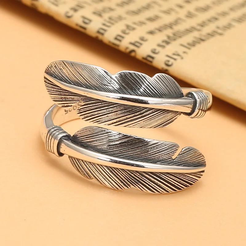 Anillo abierto de plumas personalizado retro de plata de ley s925, moda exótica india, estilo europeo y americano